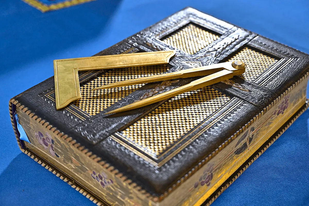 Alte Treue Bible